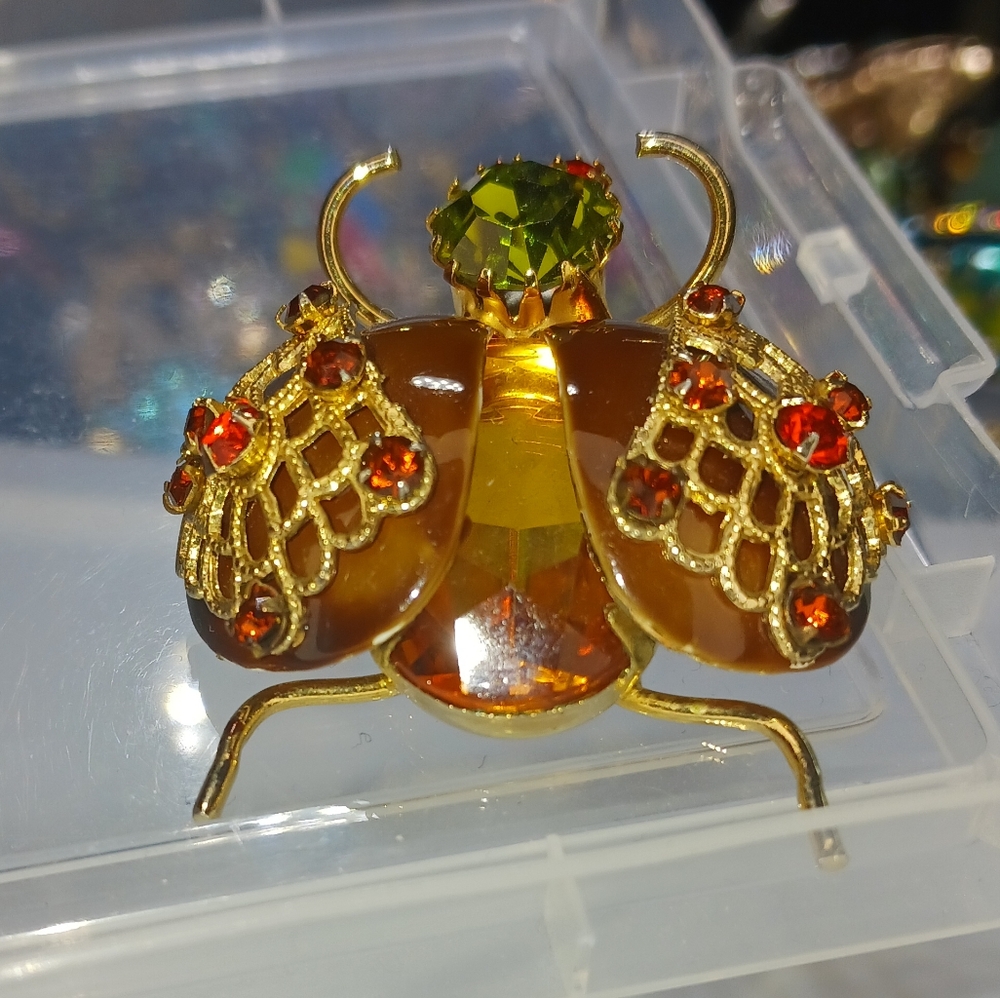 Vintage Insect Beetle Bug Rhinestone Brooch Pin Glass - Picture 16 of 16
